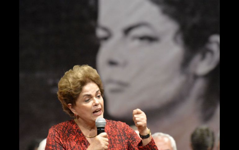 Dilma Rousseff es acusada de modificar presupuestos; para sus partidarios se trata de una estrategia golpista. EFE / C. Gomes