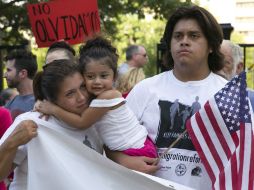 El 60 por ciento de los inmigrantes elegibles para los programas no viven en los estados que demandaron. AP / ARCHIVO