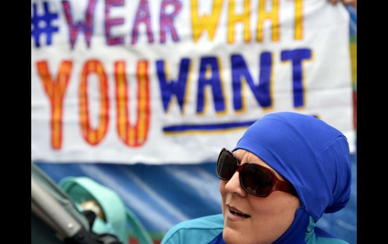 La más alta jurisdicción administrativa francesa examina mañana un decreto municipal que prohíbe el uso del burkini. EFE / H. Mckay