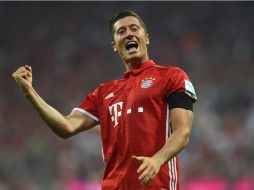 Robert Lewandowski sepultó todas las esperanzas del Werder Bremen con tres anotaciones. AFP / C. Stache