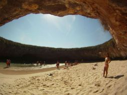 La Playa del Amor será reabierta la próxima semana. EFE / ARCHIVO