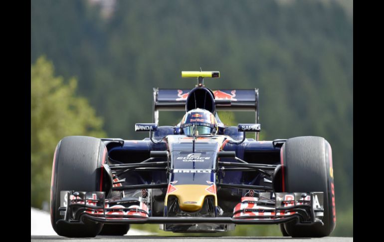 En esta ronda también caen Romain Grosjean (Haas), Kevin Magnussen (Renault), Jolyon Palmer (Renault) y Pascal Wehrlein (Manor). AFP / L. Venance