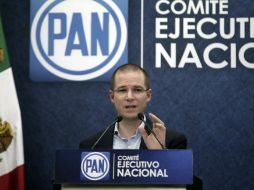 Anaya indica que desde su llegada, el PAN se caracteriza como una oposición firme al gobierno federal, señalando la ineficacia del PRI. SUN / ARCHIVO