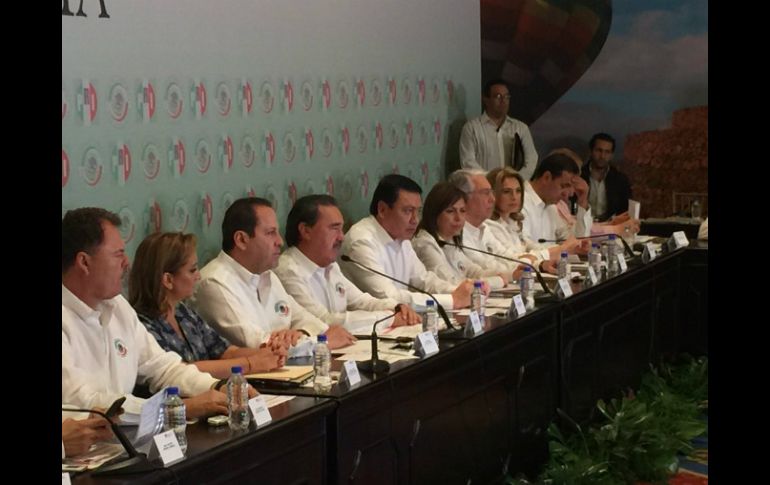 Osorio Chong, en la Novena Reunión Plenaria de los senadores del Partido Revolucionario Institucional. TWITTER / @Senado_PRI