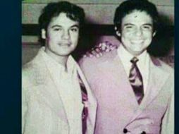 Juan Gabriel y José José se conocieron en 1971, y desde entonces, se convirtieron en grandes amigos. TWITTER / @AmigosJoseJose