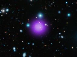 Las galaxias elípticas en agrupaciones galácticas como ésta forman estrellas durante explosiones cortas y violentas. ESPECIAL / NASA