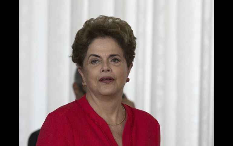 Rousseff perdió su mandato por ser encontrada culpable de haber aprobado gastos a espaldas del Congreso. AP / L. Correa