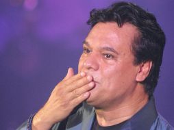 Una crítica a la popularidad de Juan Gabriel (foto) causó tal polémica que obligó a Nicolás Alvarado a presentar su renuncia. EL INFORMADOR / ARCHIVO