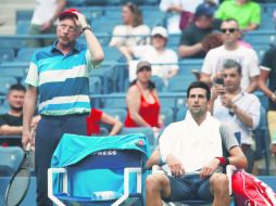 Novak Djokovic sólo ha jugado un partido completo en las tres rondas que han transcurrido en el Abierto de Estados Unidos. AP / J. DeCrow