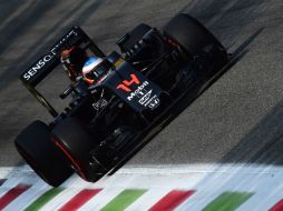 Fernando Alonso, uno de los eliminados en la segunda ronda de clasificación (Q2) del Gran Premio de Italia. AFP / G. Cacage