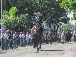 Abarrotada. La Avenida Chapultepec poco a poco se convirtió en el epicentro de todos los eventos de la ciudad. EL INFORMADOR / R. Tamayo