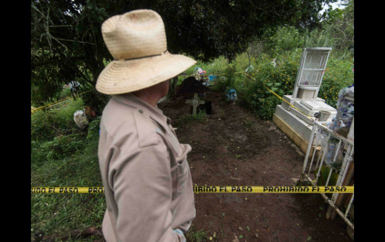 Antes del 2014, los cuerpos eran depositados en esas fosas comunes con un papel envuelto donde se incluían los datos generales. SUN /