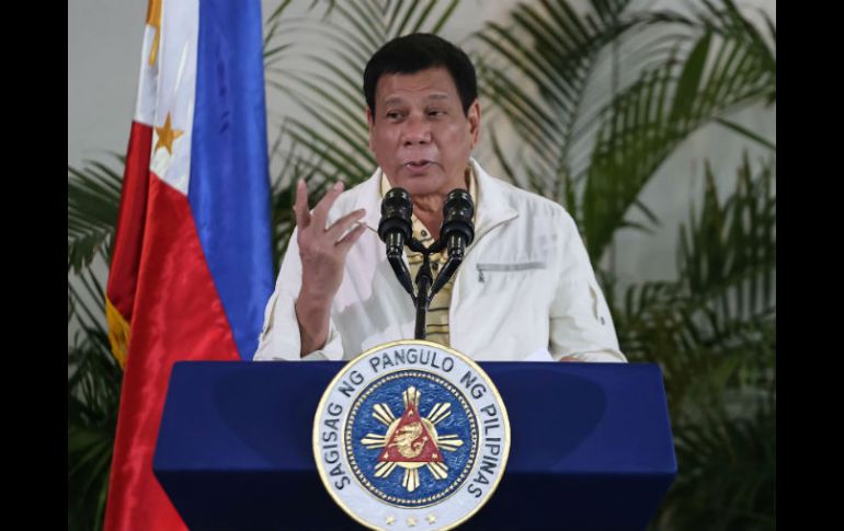 Duterte habla durante una rueda de prensa ofrecida en Manila. AFP / M. Dejeto