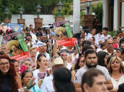 Una centena de habitantes viajaron hasta la Ciudad para exigir que las cenizas del cantautor sean llevadas a su pueblo natal. NTX / G. Durán