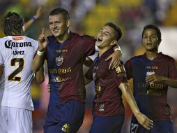 Los Potros celebran el término del partido en el que vencieron, en los últimos minutos, a los Leones Negros. ESPECIAL / Ascenso MX