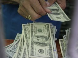 Respecto al cierre de la víspera, el dólar aumenta cuatro centavos. EL INFORMADOR / ARCHIVO