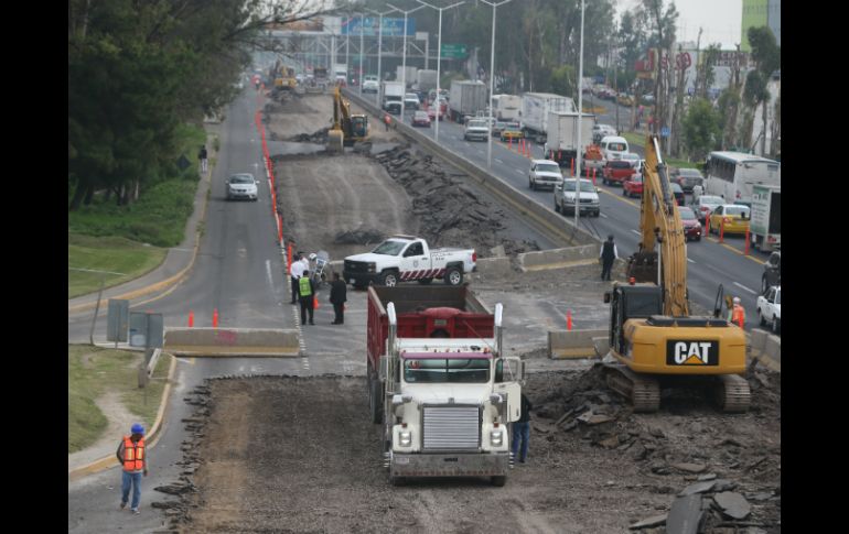 Señalan que las obras en Periférico combinado con las rutas alternas por la Línea 3 han provocado conflictos viales. EL INFORMADOR / ARCHIVO