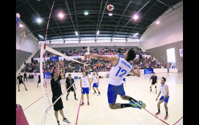 Más de 140 equipos y mil 500 jugadores participan en la Copa Guadalajara, una de las ligas de voleibol amateur más importantes. EL INFORMADOR / M. Vargas