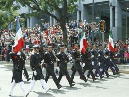 Así se  llevó a cabo el desfile militar en conmemoración del 206 aniversario de la Independencia de México. NTX / J. Torres