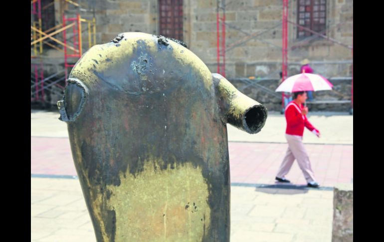 Plaza Tapatía. 'La sala de los magos universales' muestra deterioro. El Ayuntamiento contempla una restauración. EL INFORMADOR / G. Gallo