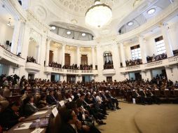 Mancera agradece la presencia de los secretarios, presidentes de partidos políticos, gobernadores y alcaldes, y a Osorio Chong. TWITTER / @GobCDMX