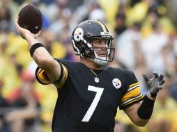 Ben Roethlisberger pasó para 259 yardas y tres anotaciones. AP / D. Wright