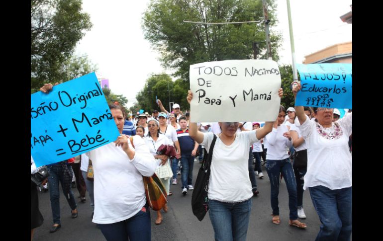 Insinuan que las autoridades capitalinas podrían reprimir las marchas para defender el 'matrimonio natural'. EL INFORMADOR / ARCHIVO