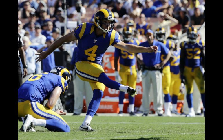 Los Carneros celebraron la largamente esperada ocasión utilizando para su debut en casa su uniforme retro, azul con dorado. AP / J. Hong