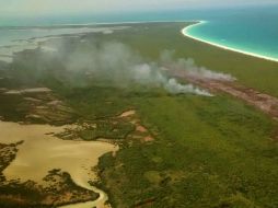 La zona siniestrada se encuentra dentro del Área Natural Protegida de Yum Balam. EFE / ESPECIAL