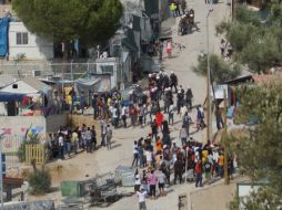 Los incidentes son frecuentes en este campo, donde están alojados cinco mil 650 refugiados. EFE / S. Balaskas