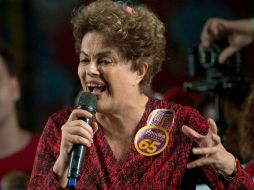 Dilma Rousseff asegura que ‘Brasil está atravesando un momento muy difícil’. AP / M. Pimentel