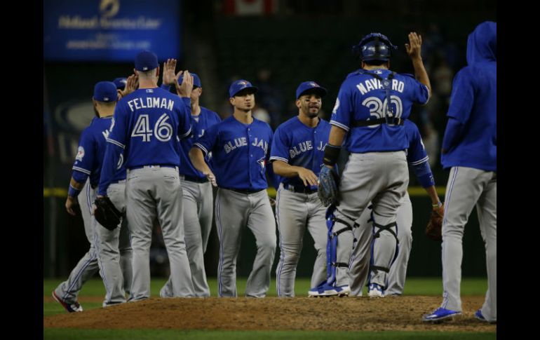 Roberto Osuna permaneció en el montículo un inning y un tercio, con cuatro ponches, sin permitir hit ni carrera. AP / T.S. Warren