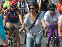 El ciclismo es una actividad cada vez más popular entre todos los sectores de la población. EL INFORMADOR / ARCHIVO