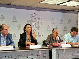 Margarita Sierra, presidenta del Consejo, explica que por ley se debe tener un dictamen de Protección Civil para demoler. TWITTER / @GuadalajaraGob