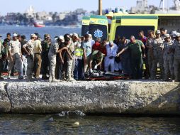 Los supervivientes aseguran que unas 450 personas se iban a bordo de la embarcación cuando ésta naufragó. EFE / ARCHIVO