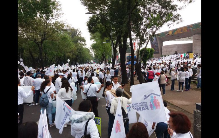 Por la manifestación que arranca en el Auditorio Nacional, la circulación en avenida Reforma está cerrada. ESPECIAL /