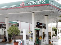 México pagará más por importaciones, pues prevén que el importe de las gasolinas aumente de 2.08 a 2.26 dólares por galón. EL INFORMADOR / ARCHIVO