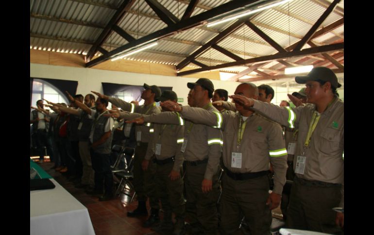 Este martes fueron presentados los 20 inspectores que participarán en la vigilancia. ESPECIAL / Semadet