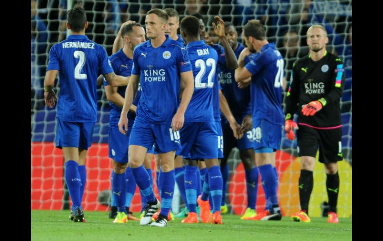 El Leicester encarrila su pase a los octavos de final de la Champions League. AP / R. Vieira