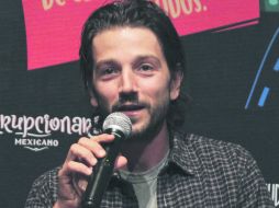 Diego Luna. El actor presentó ayer el libro 'Corrupcionario mexicano'. SUN /