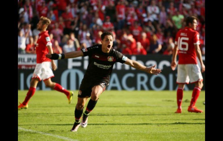 La anotación de 'Chicharito' fue elegida por los fans de la Bundesliga. TWITTER / @bayer04_es