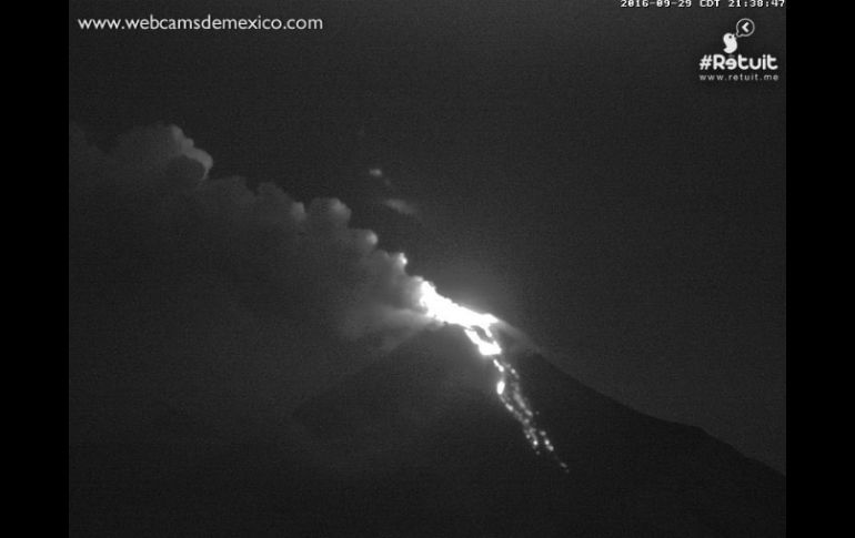 Esta actividad se considera como normal dentro de los parámetros de comportamiento del volcán. TWITTER / @webcamsdemexico