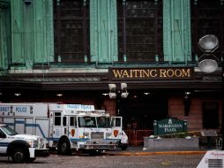 Informes extraoficiales indican que la máquina entró a la estación de Hoboken al triple de la velocidad permitida. AFP / D. Angerer