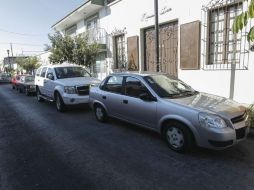 Nosotros, tranquilitos, esperamos, a media calle y a bordo de nuestro auto, a que el sujeto se digne a moverse. EL INFORMADOR / ARCHIVO