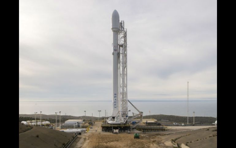 El pasado 1 de septiembre, un cohete Falcon 9 de la firma espacial SpaceX estalló durante una operación de llenado de combustible. AP / ARCHIVO