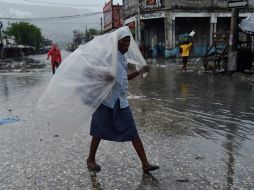 ''Matthew'' avanza hacia el norte con una velocidad de traslación de 15 kilómetros por hora. AFP / H. Retamal