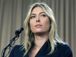 Sharapova se perderá el Abierto de Australia, pero llegará a tiempo a Roland Garros, torneo que se adjudicó en dos ocasiones. AP / ARCHIVO