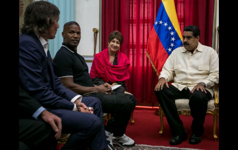 Jamie Foxx y Lukas Haas se comprometieron a regresar a la nación sudamericana para conocer sus atractivos naturales. EFE / M. Gutiérrez