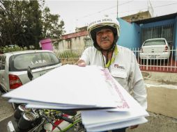 Su trabajo en el servicio Postal Mexicano ha permitido a 'El Millón' ser testigo del crecimeinto de la metrópoli. EL INFORMADOR / A. García