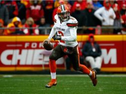 La NFL suspendió a Manziel por violar la política de abuso de sustancias, mientras que salió de los Cafés por violencia hacia su novia. ESPECIAL / espn.com